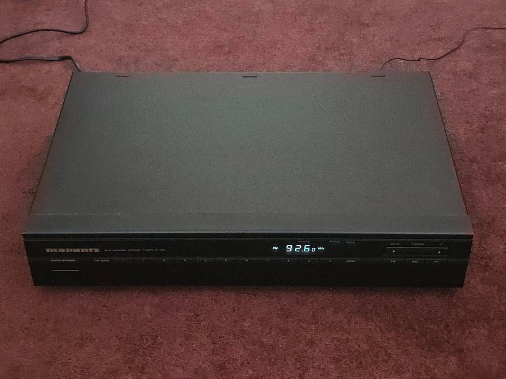 Marantz tuner ST-40L  74-ST40, Audio, Tv en Foto, Tuners, Ophalen of Verzenden, Zo goed als nieuw