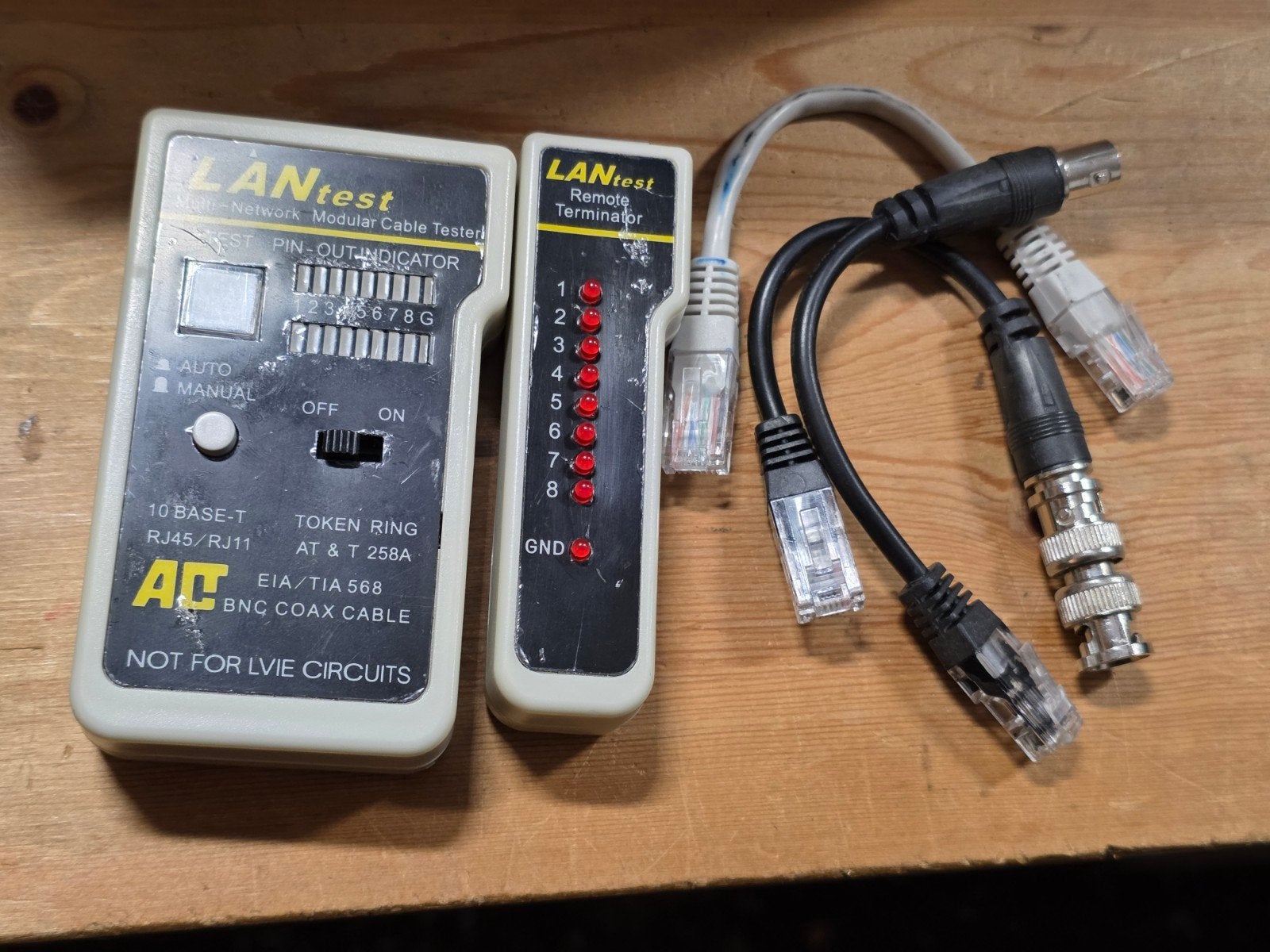 LANtest Netwerk Kabel Tester RJ45/RJ11/BNC Coax, Ophalen of Verzenden, Gebruikt