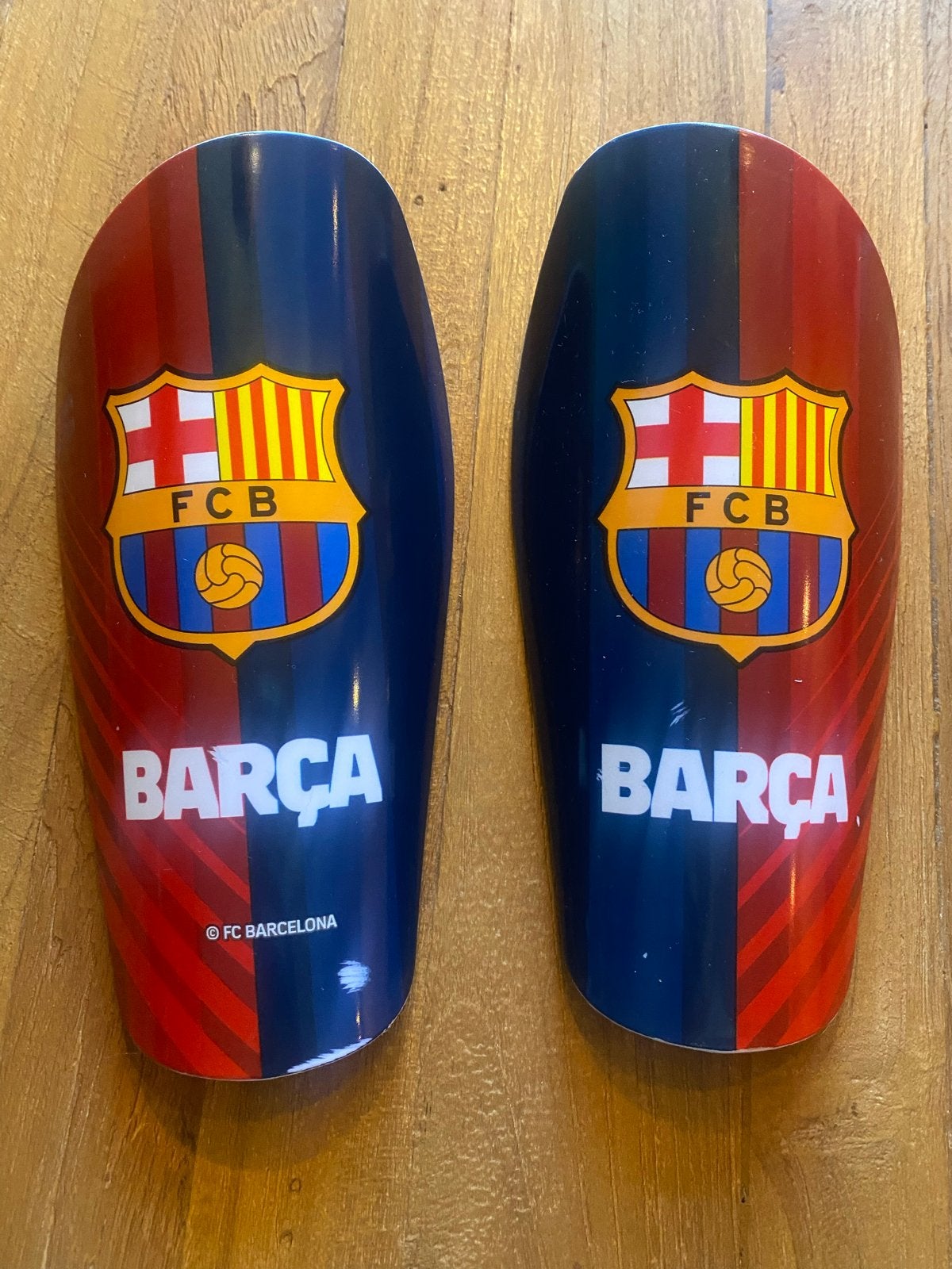 FC Barcelona scheenbeschermers voor kinderen (8-14 jaar), Maat XS of kleiner, Ophalen of Verzenden, Nieuw, Overige typen