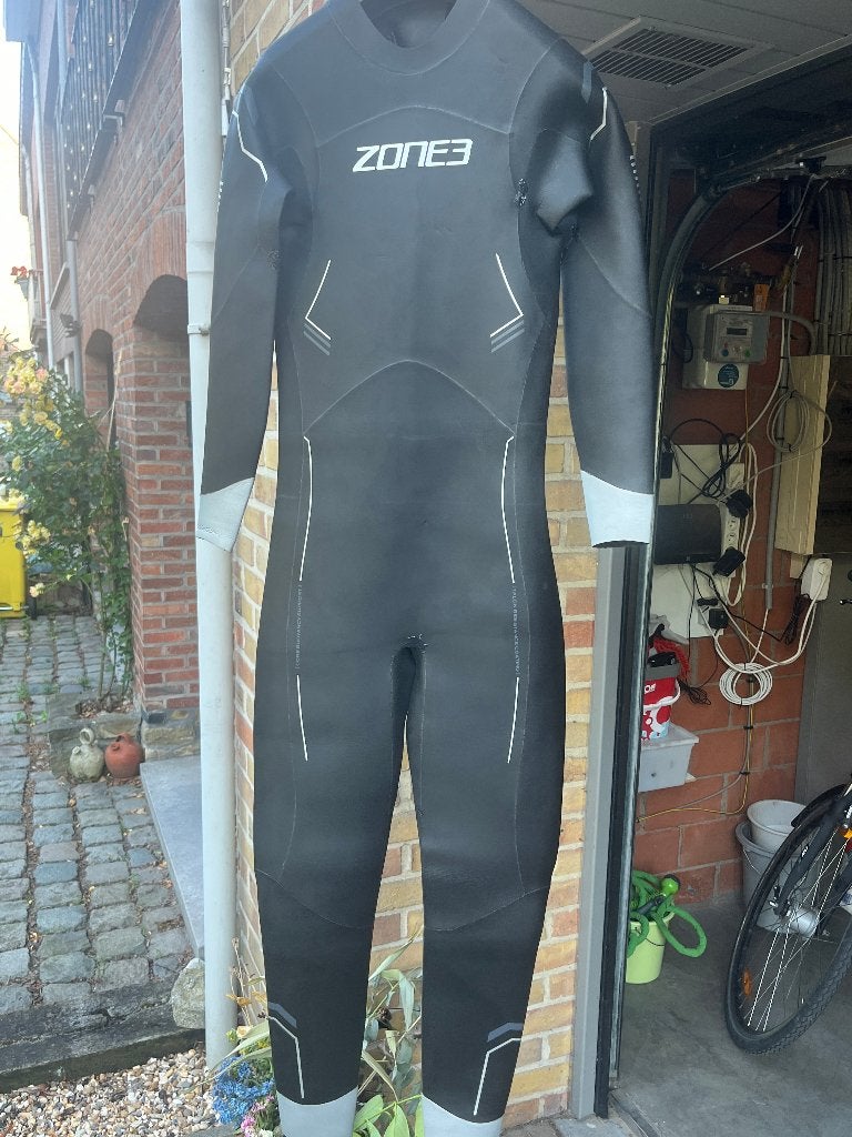 Zone3 Agile wetsuit (MT), Maat 48/50 (M), Zwart, Overige typen, Ophalen of Verzenden