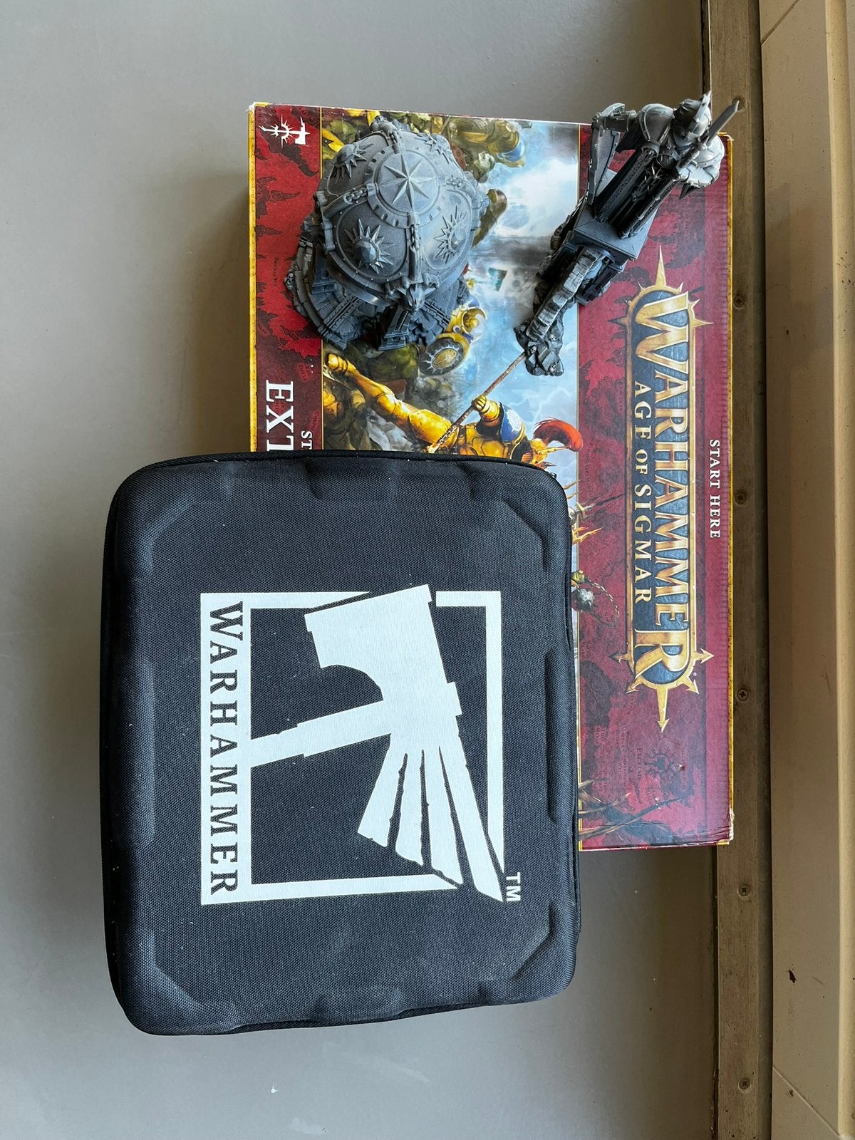 Volledige warhammer aos extremis starter set+ miniature case, Hobby en Vrije tijd, Ophalen of Verzenden, Zo goed als nieuw, Warhammer