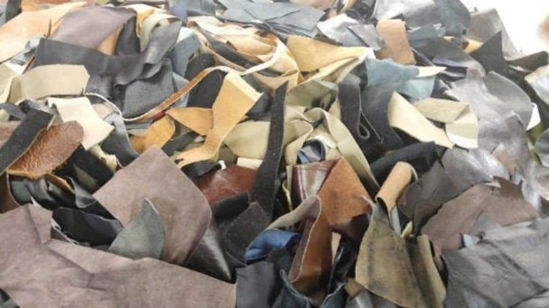 Grote tas met diverse leerrestjes voor hobby en knutselen, Ophalen of Verzenden