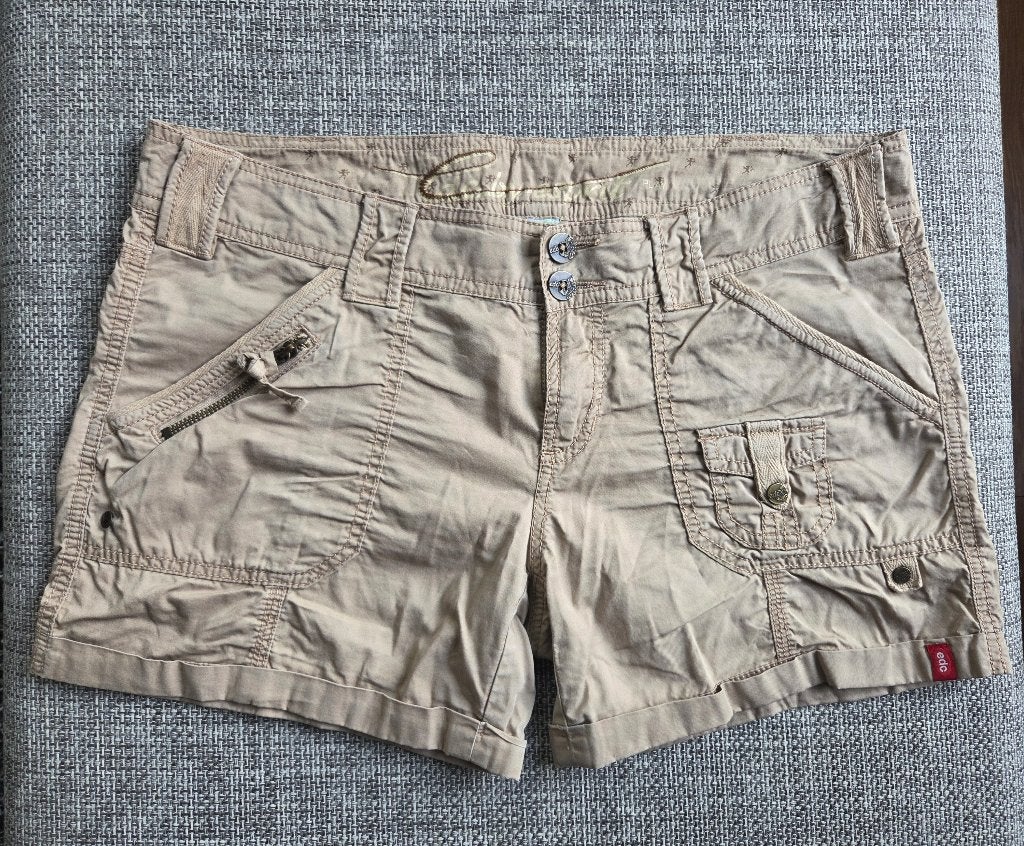 EDC by Esprit Play korte broek cargo shorts Y2K maat 40 zand, Kleding | Dames, Broeken en Pantalons, Maat 38/40 (M), Nieuw, Ophalen of Verzenden