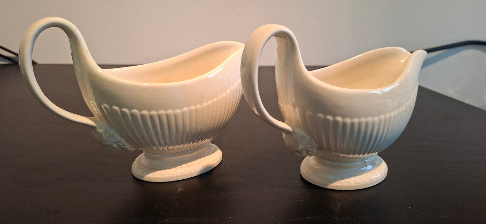 Wedgwood Edme Sauskom - Set van 2, Klassiek, Ophalen of Verzenden, Zo goed als nieuw, Kom(men)