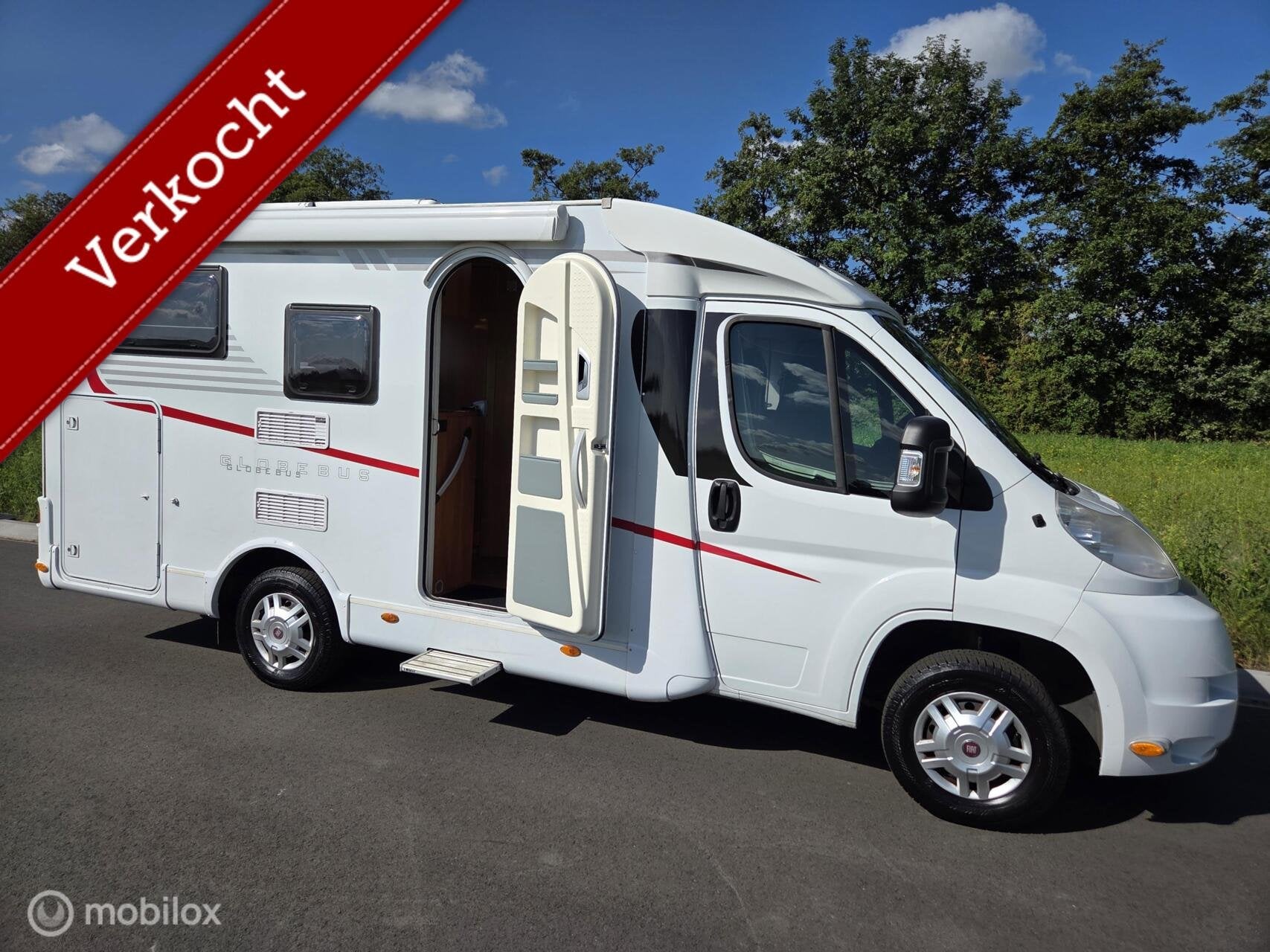 Dethleffs Globebus Euro 5 Dwarsbed ☆Euro5, 2012, Trekhaak, 6 tot 7 meter, Bedrijf, Koelkast, Half-integraal