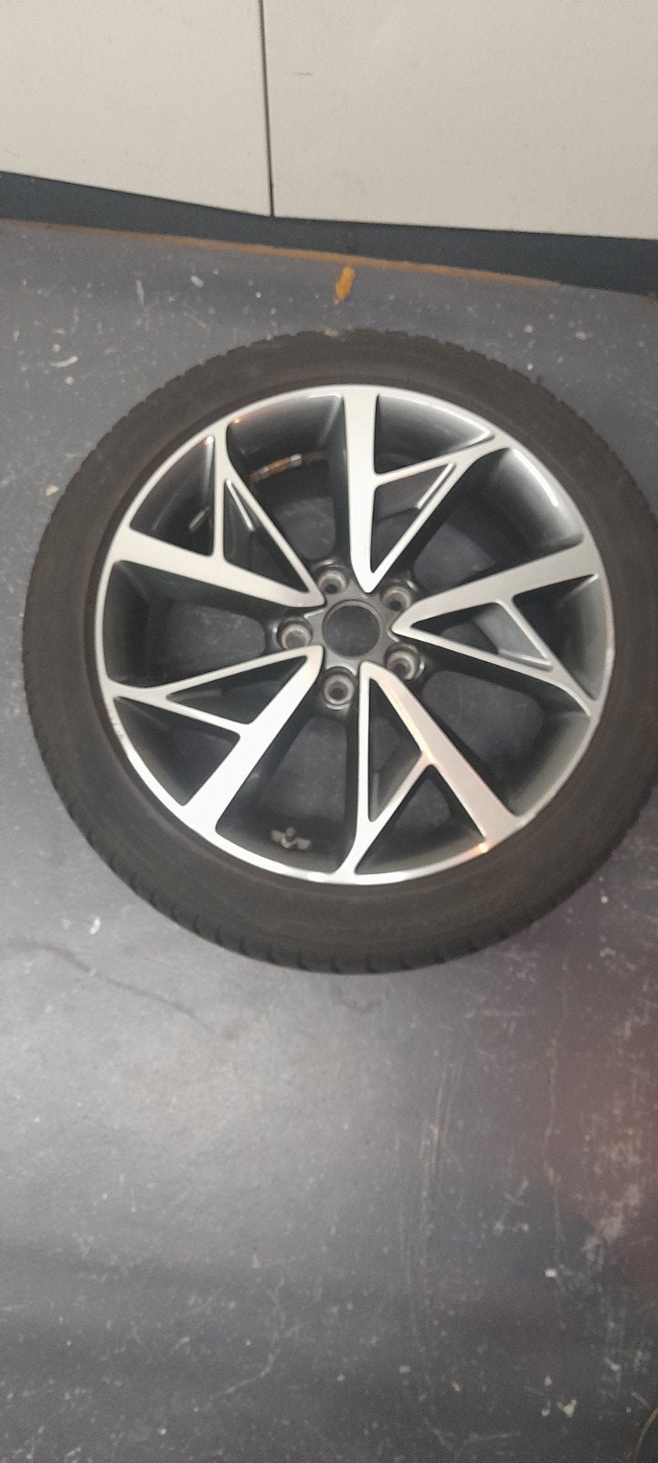 orginele velgen Kia Niro 18 inch