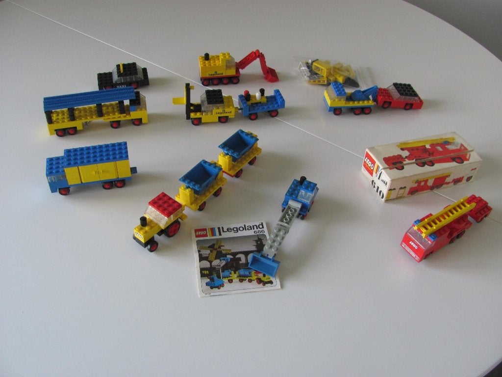 Lego 8 sets uit de 600 serie uit de jaren ( 1971 / 1972 ), Kinderen en Baby's, Lego, Ophalen of Verzenden, Zo goed als nieuw, LEGOLAND
