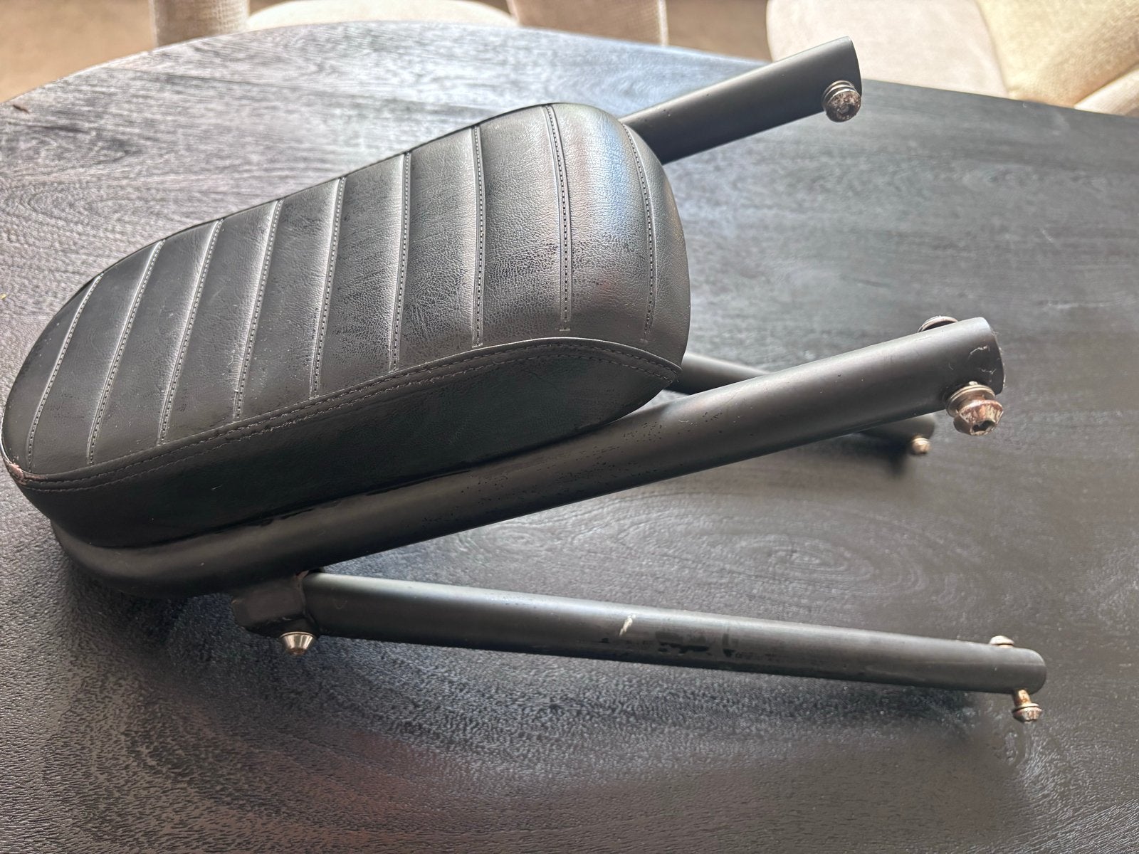 Achterzitje voor fatbike V8 - Comfortabel en Veilig, Fietsen en Brommers, Fietsaccessoires | Fietsstoeltjes, Achterzitje, Voetsteuntjes