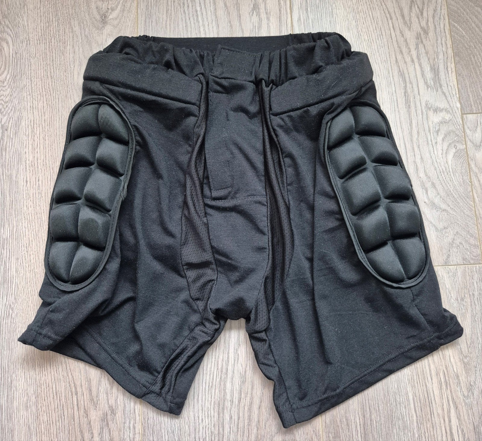Beschermende shorts met padding * Maat L, Ophalen of Verzenden, Zo goed als nieuw