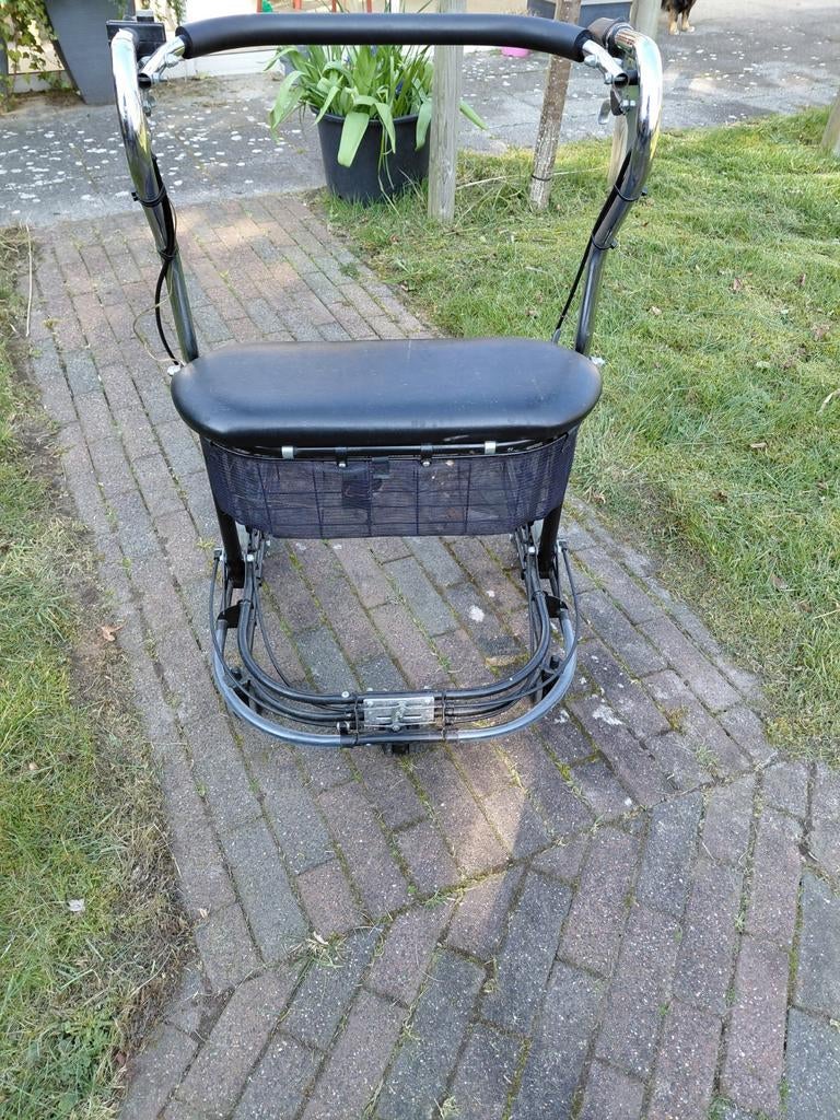 Stevige rollator, Diversen, Rollators, Ophalen