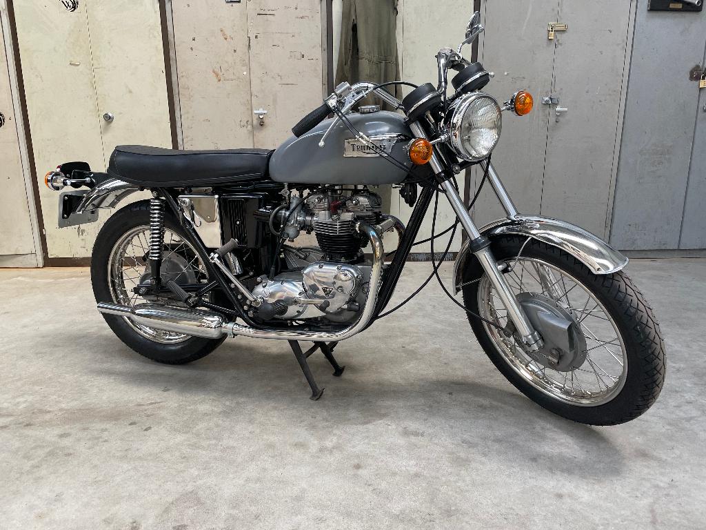 Triumph Bonneville, Motoren, 2 cilinders, Motorrijbewijs A, Gebruikt, Meer dan 35 kW
