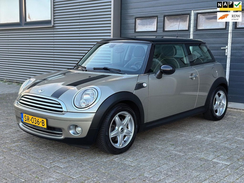 Mini Mini 1.6 Cooper Chili NETTE AUTO - LM VELGEN - NWE APK!, Auto's, Voorwielaandrijving, Gebruikt, 750 kg, 4 cilinders