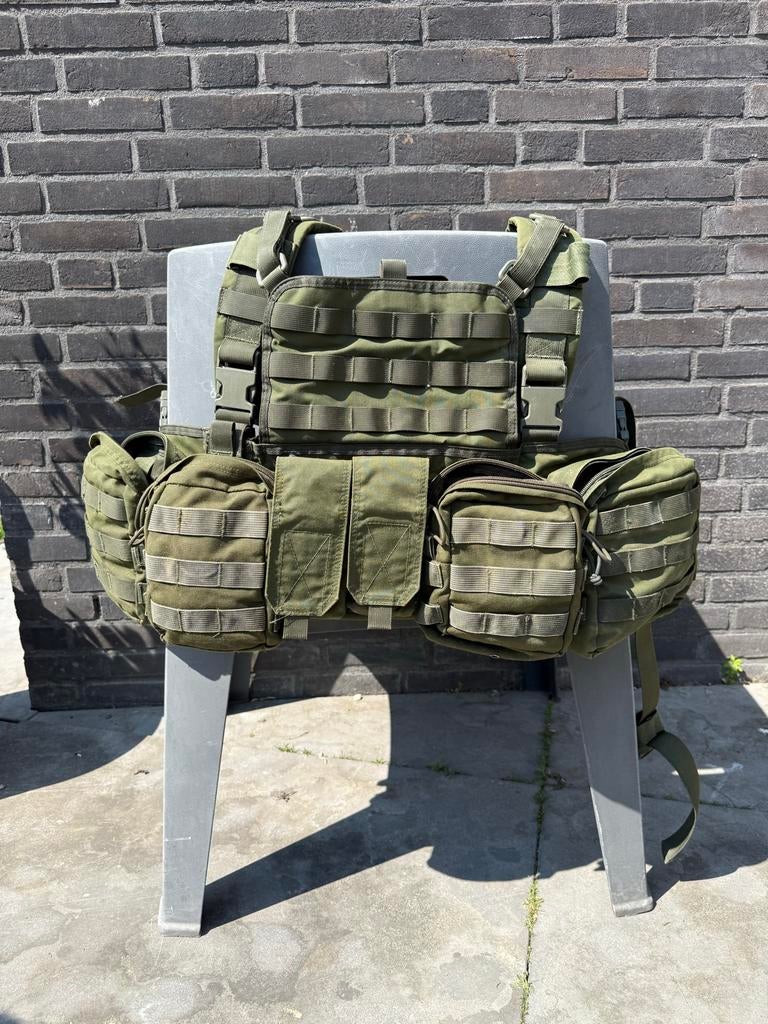 Tactisch Opsvest / Chestrig - Militair Groen, Verzamelen, Militaria | Algemeen, Ophalen of Verzenden, Overige soorten, Overige gebieden