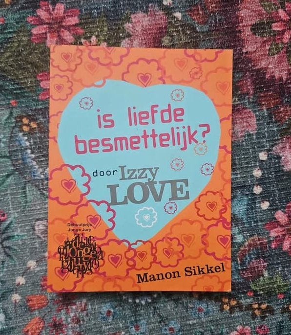 Boek: Is liefde besmettelijk? - M. Sikkel, Boeken, Ophalen of Verzenden, Gelezen