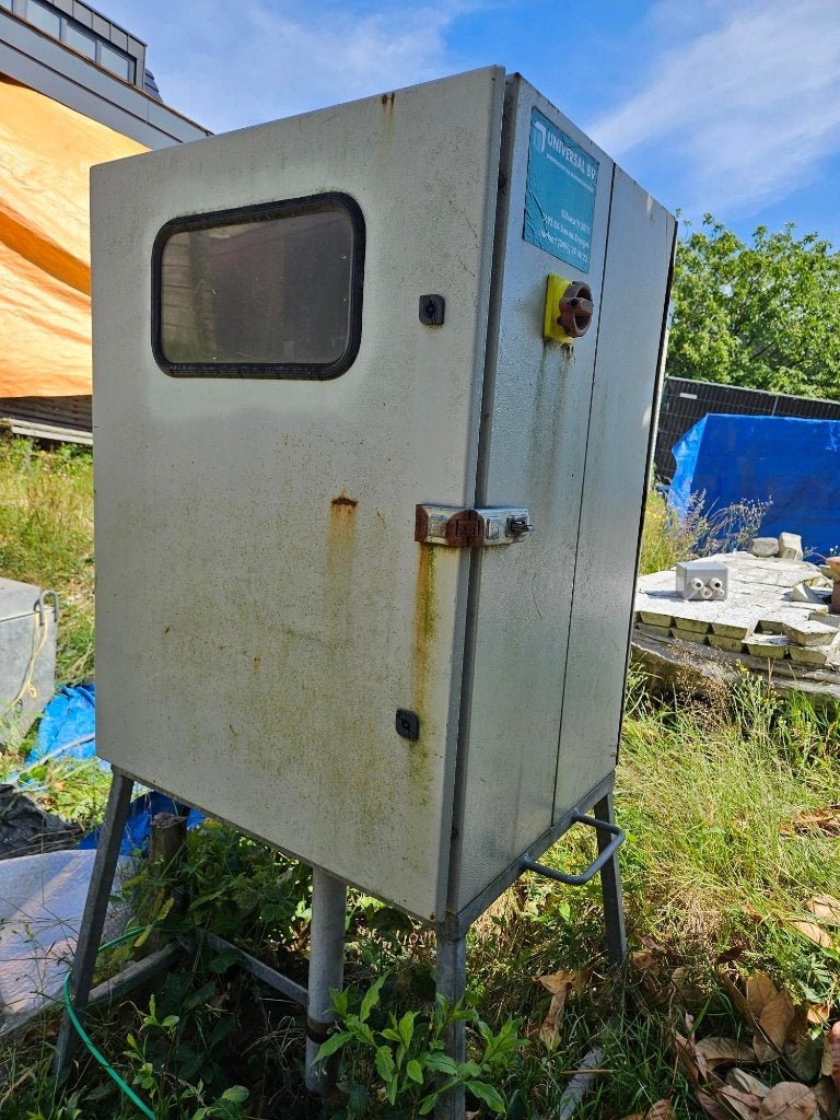 elektra kast en waterput, Ophalen, Gebruikt