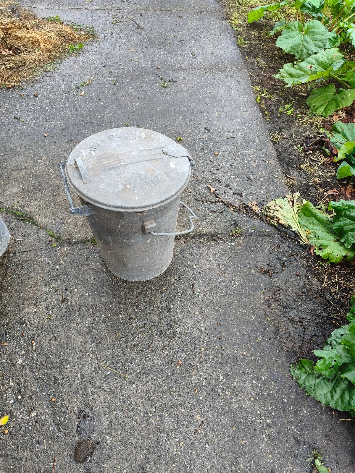 Set van 3 vintage zinken containers met deksel, Ophalen