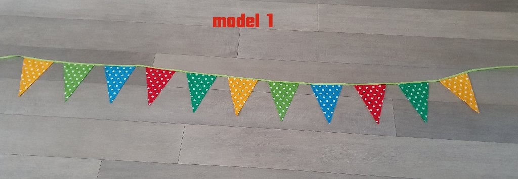Stoffen Vlaggetjes, Diverse uitvoeringen, Ophalen of Verzenden, Nieuw, Versiering, Verjaardag