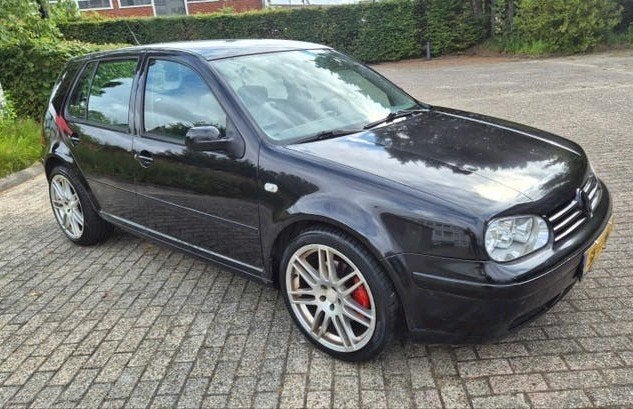 ✅️Volkswagen Golf 2.3 V5 GTI Automaat/Leder/Apk2027✅️, Auto's, Volkswagen, Zwart, 150 pk, Zwart, 650 kg