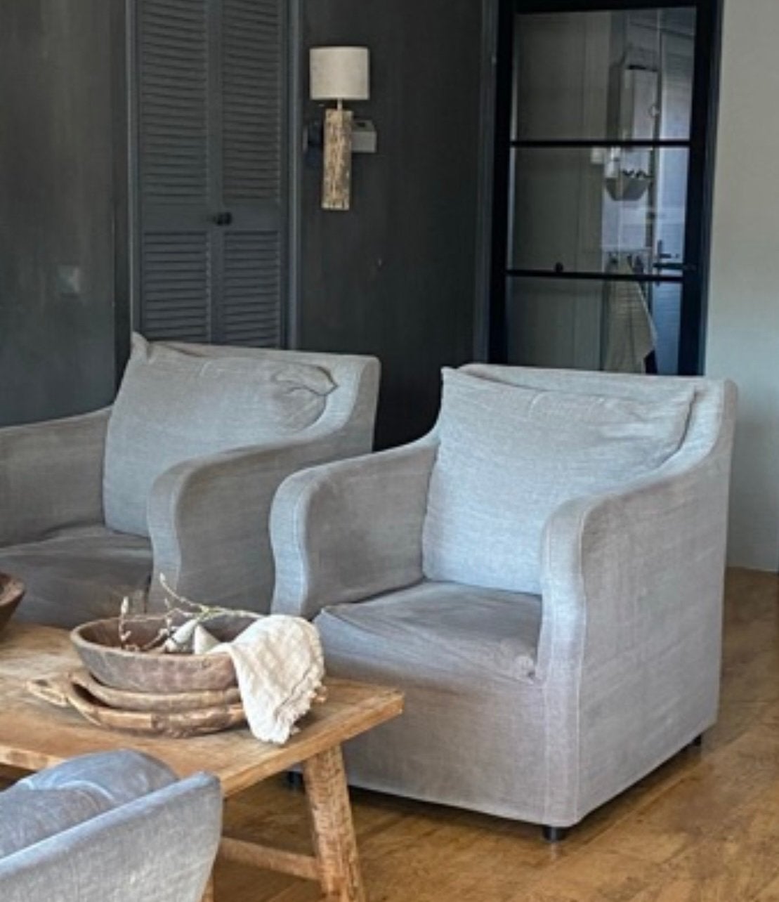 2 x fauteuil 250 per stuk  landelijk hoffz  aura peeperkorn, Ophalen, Landelijk sober stoel fauteuil, 75 tot 100 cm, Zo goed als nieuw