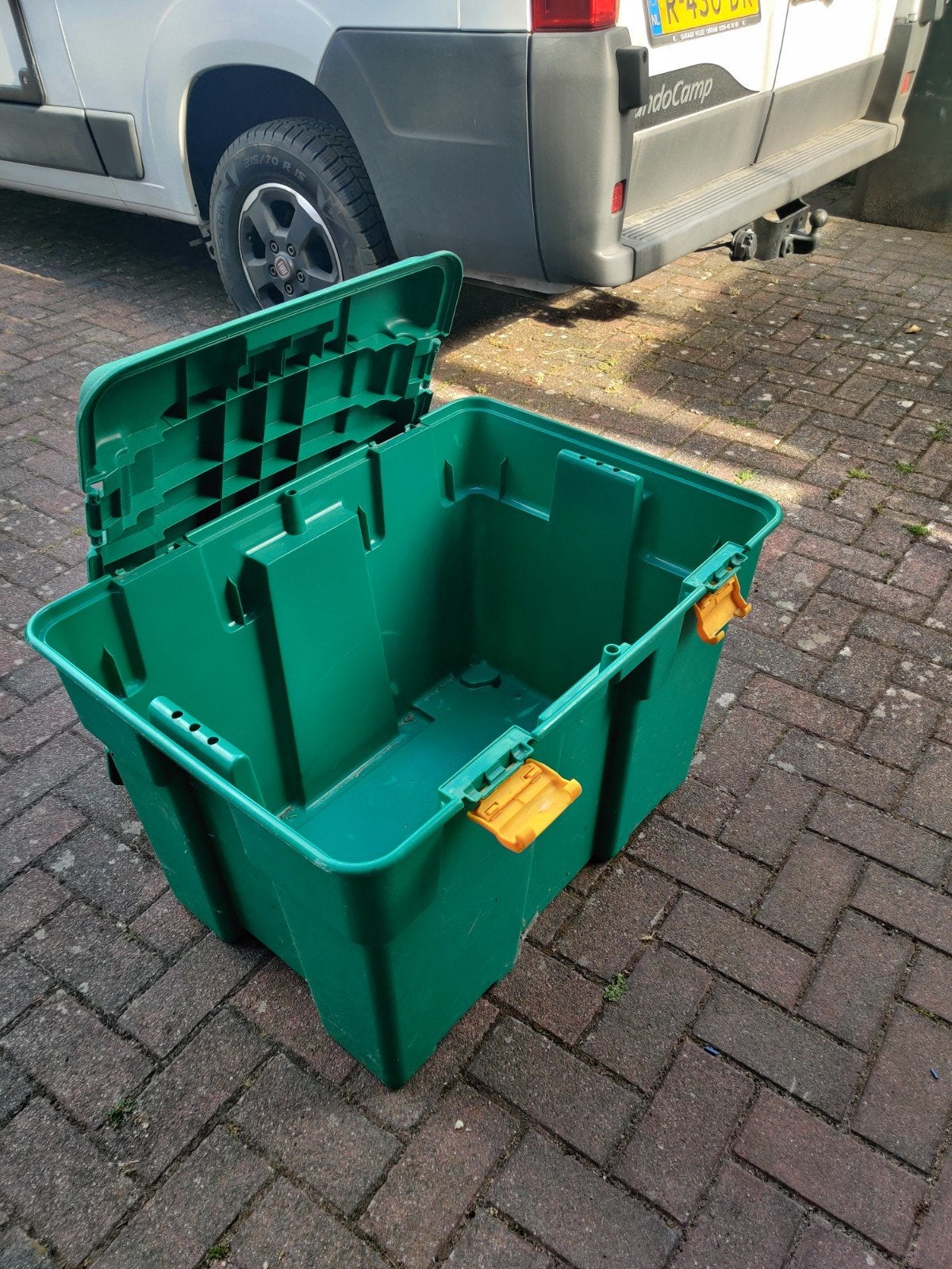 Grote kist, Ophalen of Verzenden