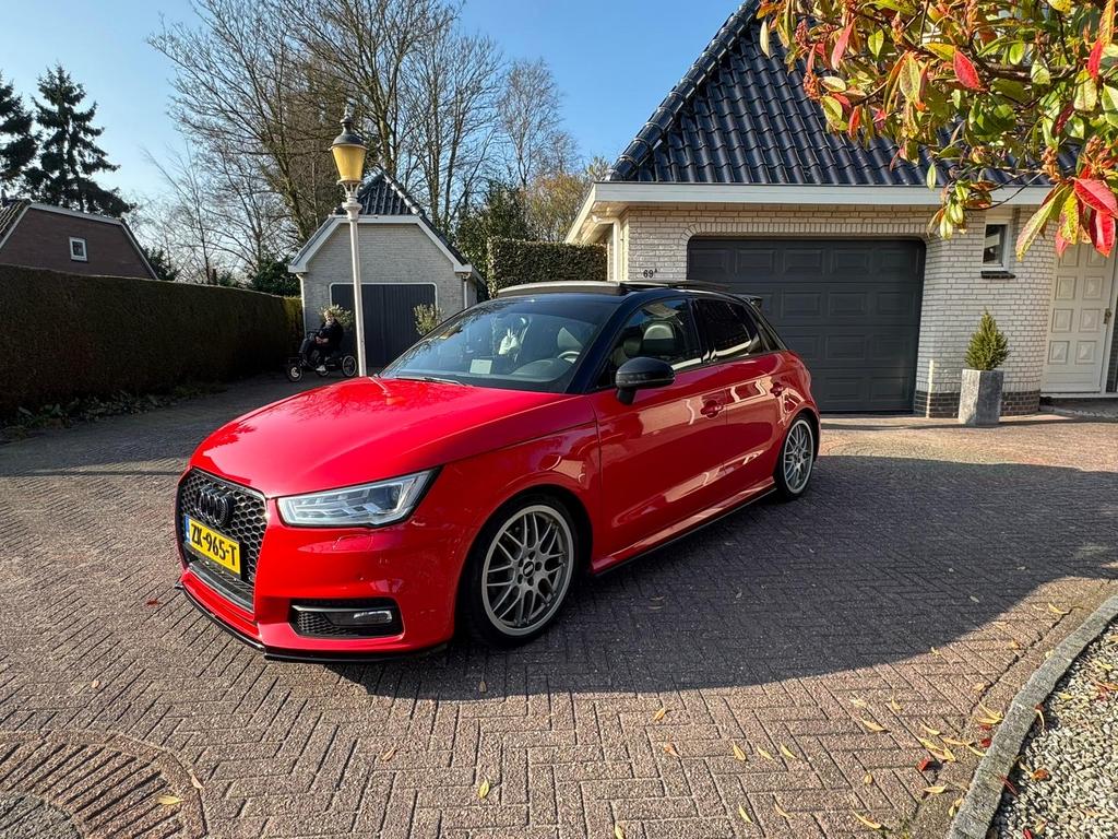 Audi A1 Sportback 2017 Rood 16 TDI super zuinig, A1, Particulier, 125 €/maand, Te koop