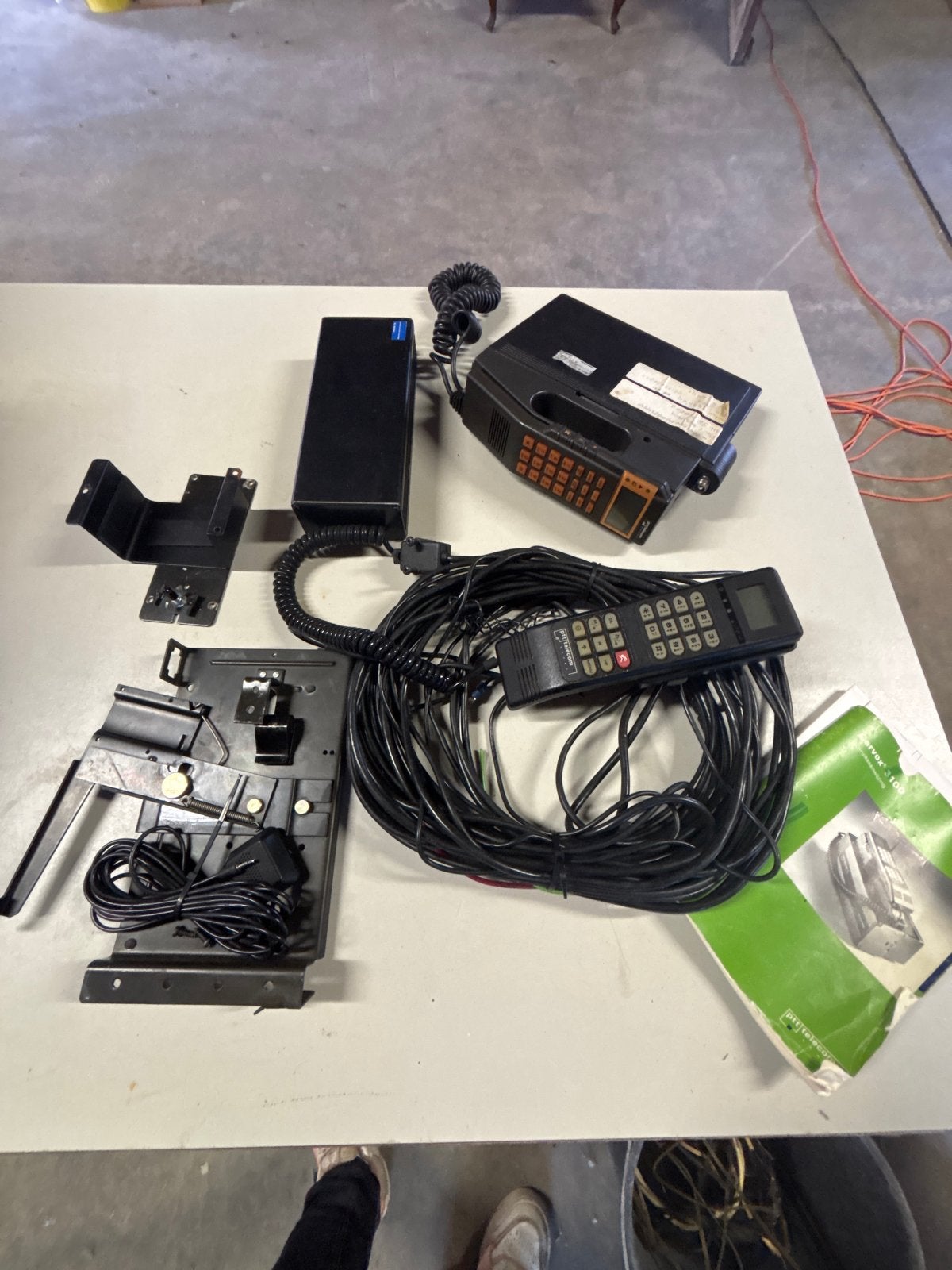 PTT Telecom Carvox 3100 Autotelefoon - Werking Onbekend, Ophalen of Verzenden