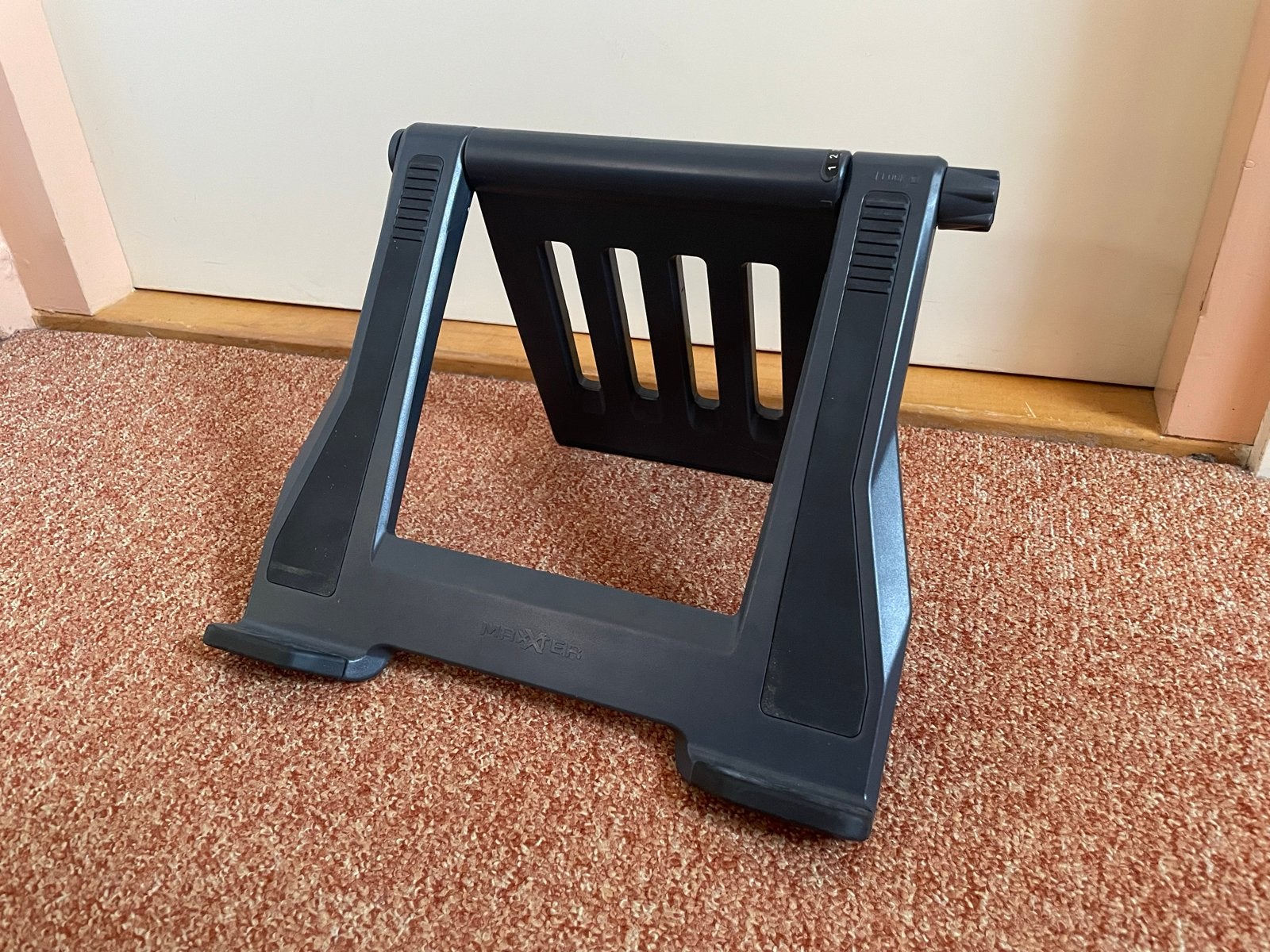 Laptopstandaard, Computers en Software, Laptopstandaarden, Zo goed als nieuw, In diepte verstelbaar, Ophalen of Verzenden