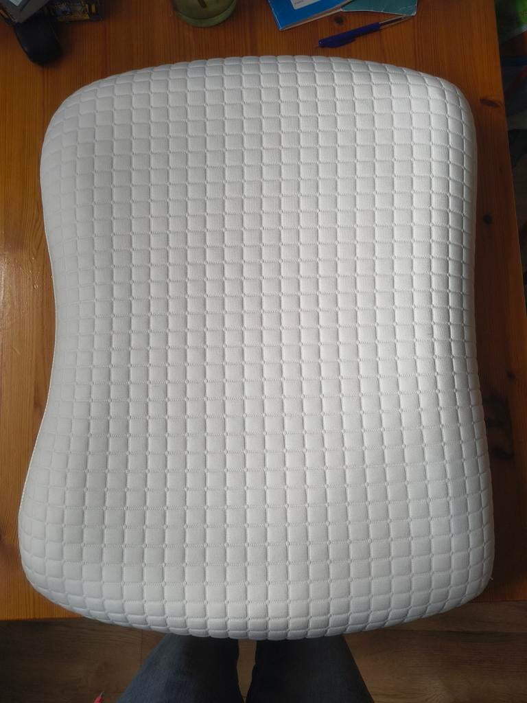 IKEA KLUBBSPORRE ergonomisch kussen, Ophalen of Verzenden, Zo goed als nieuw, Eenpersoons