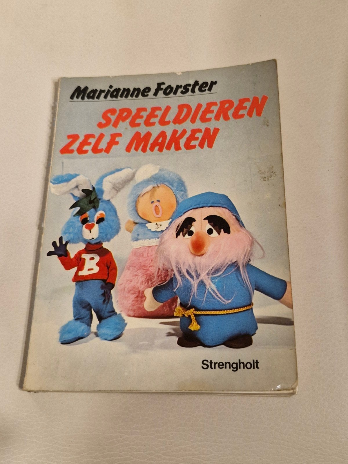 Speeldieren Zelf Maken - Marianne Forster, Boeken, Ophalen of Verzenden, Gelezen, Marianne Forster