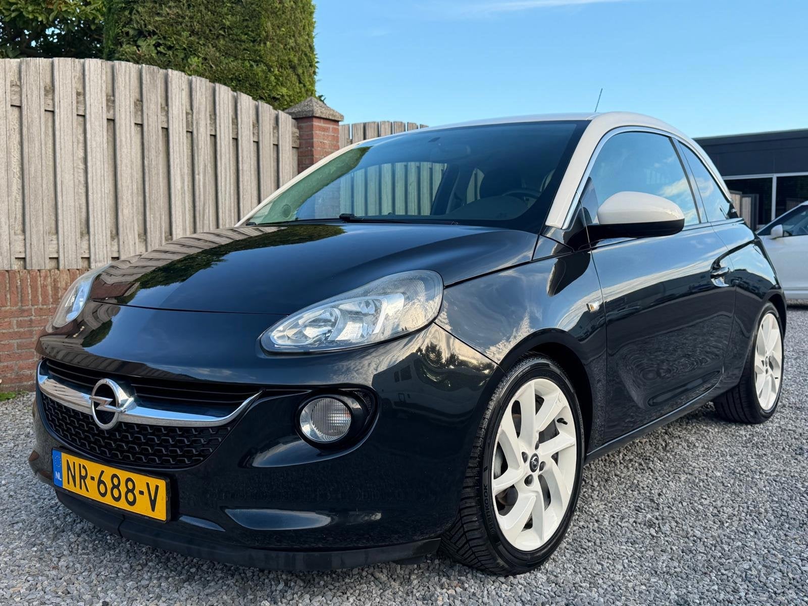 Opel ADAM 1.4 Glam Favourite BLACK&WHITE EDITION CLIMATECONT, Auto's, Voorwielaandrijving, Dealer onderhouden, 4 cilinders, 4 stoelen