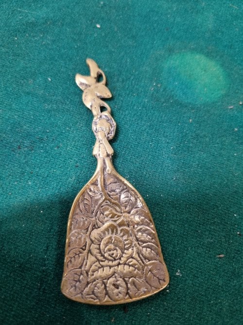 suikerlepel messing vintage bewerkt, Huis en Inrichting, Keuken | Bestek, Ophalen of Verzenden, 'T Olde Gre-j, Info@toldegrej.nl