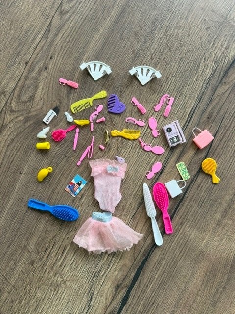 Vintage Barbie accessoires (alles samen voor € 4,-), Verzamelen, Poppen, Ophalen of Verzenden, Zo goed als nieuw, Fashion Doll