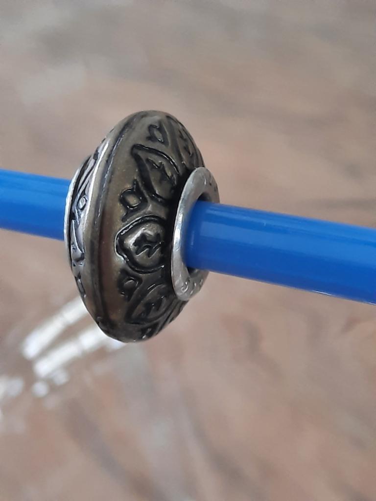 Houten bewerkte kraal uit Bali past op Trollbeads Pandora, Ophalen of Verzenden, Zo goed als nieuw, Overige materialen