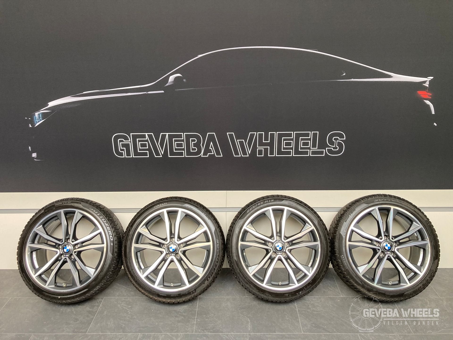 19” originele BMW X1 F48 X2 F39 velgen + winterbanden 715M, 19 inch, Gebruikt, -, -