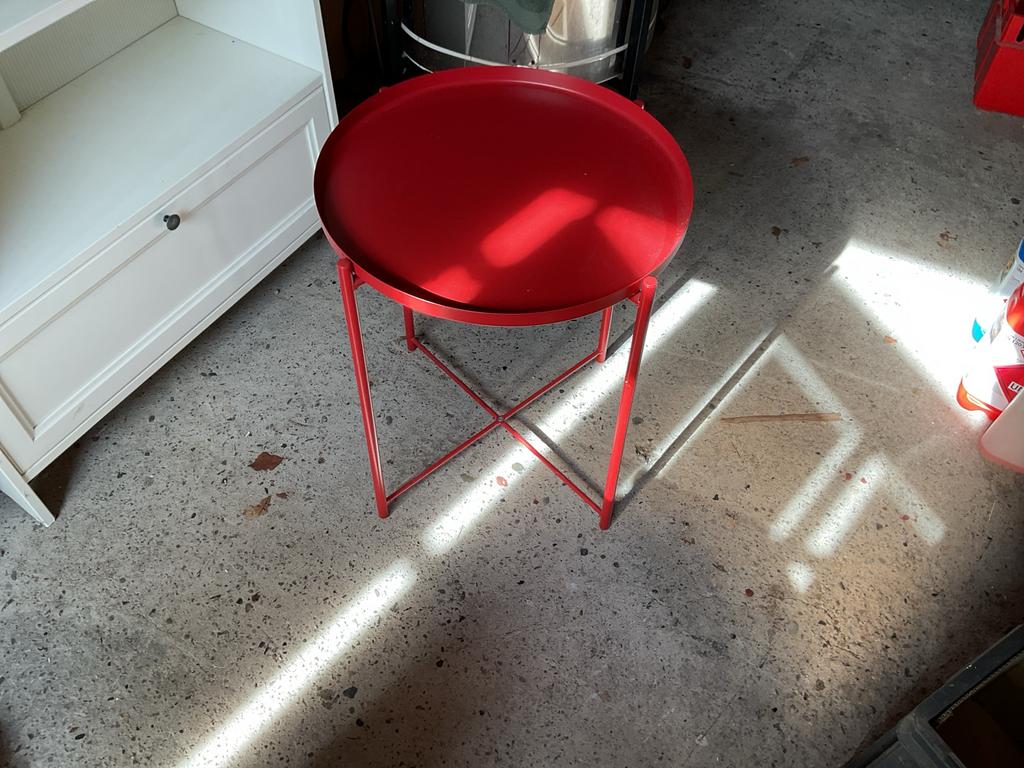 Rode bijzettafel ikea gladom, 45 tot 60 cm, Minder dan 55 cm, Gebruikt, Metaal of Aluminium