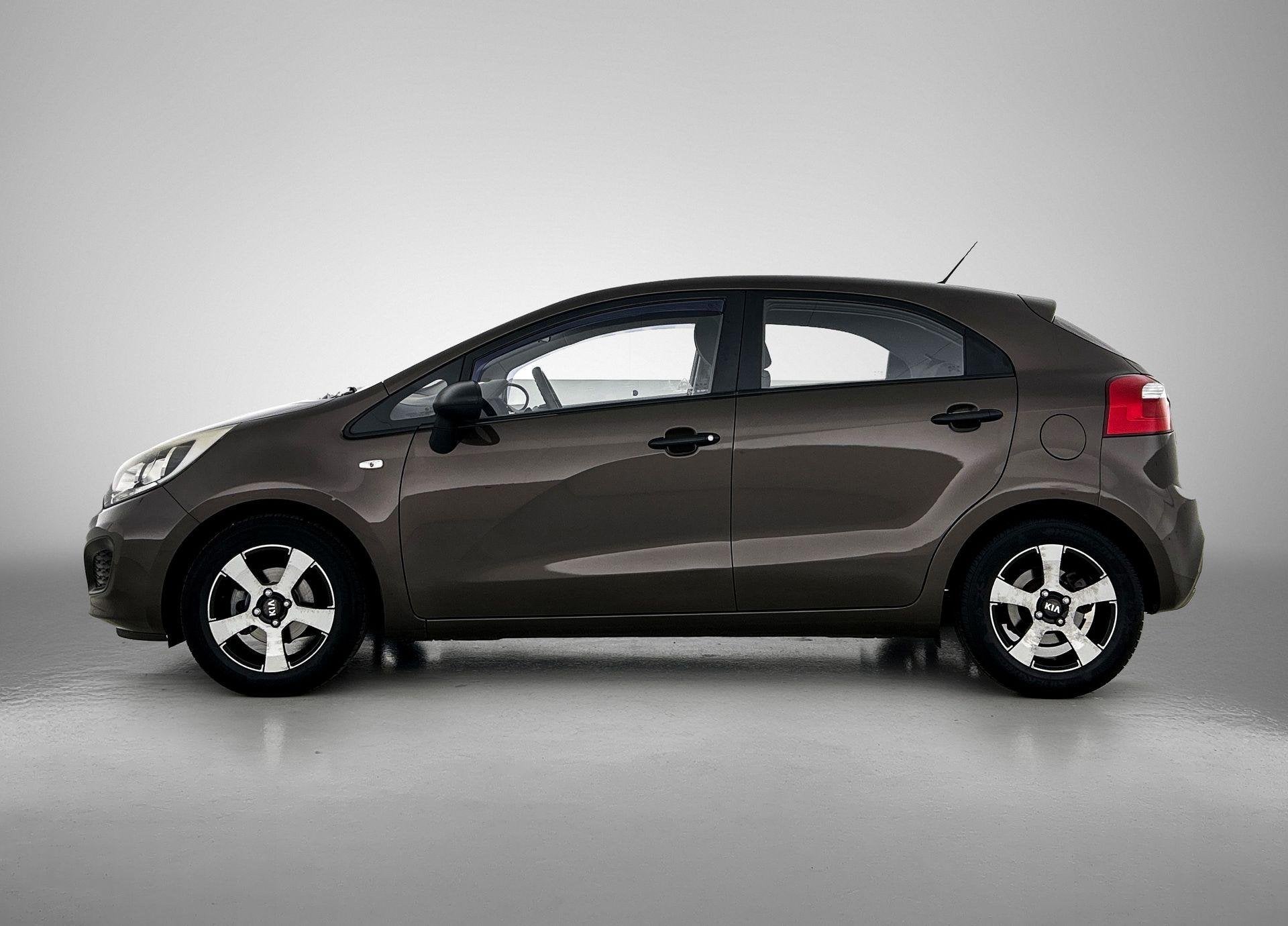 Kia Rio 1.2 CVVT Comfort Pack | Airco | Trekhaak |, Auto's, Voorwielaandrijving, Handgeschakeld, Rio, 900 kg