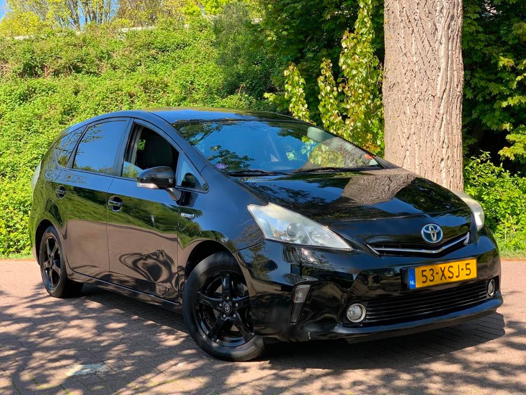Toyota Prius Wagon 1.8 Aspiration 96g PANO HUD CLIMA 7 PERS, Auto's, Toyota, Euro 5, Gebruikt, 4 cilinders, 7 stoelen