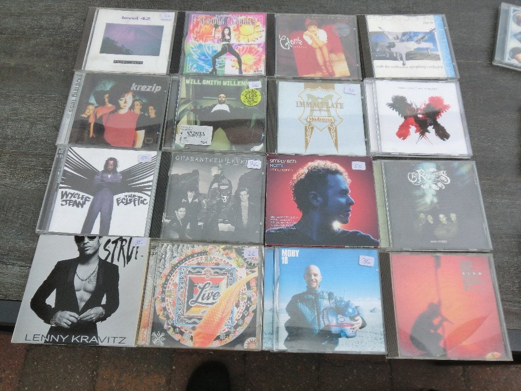 CD's  circa 200 ++ stuks, Ophalen of Verzenden, Zo goed als nieuw, Pop