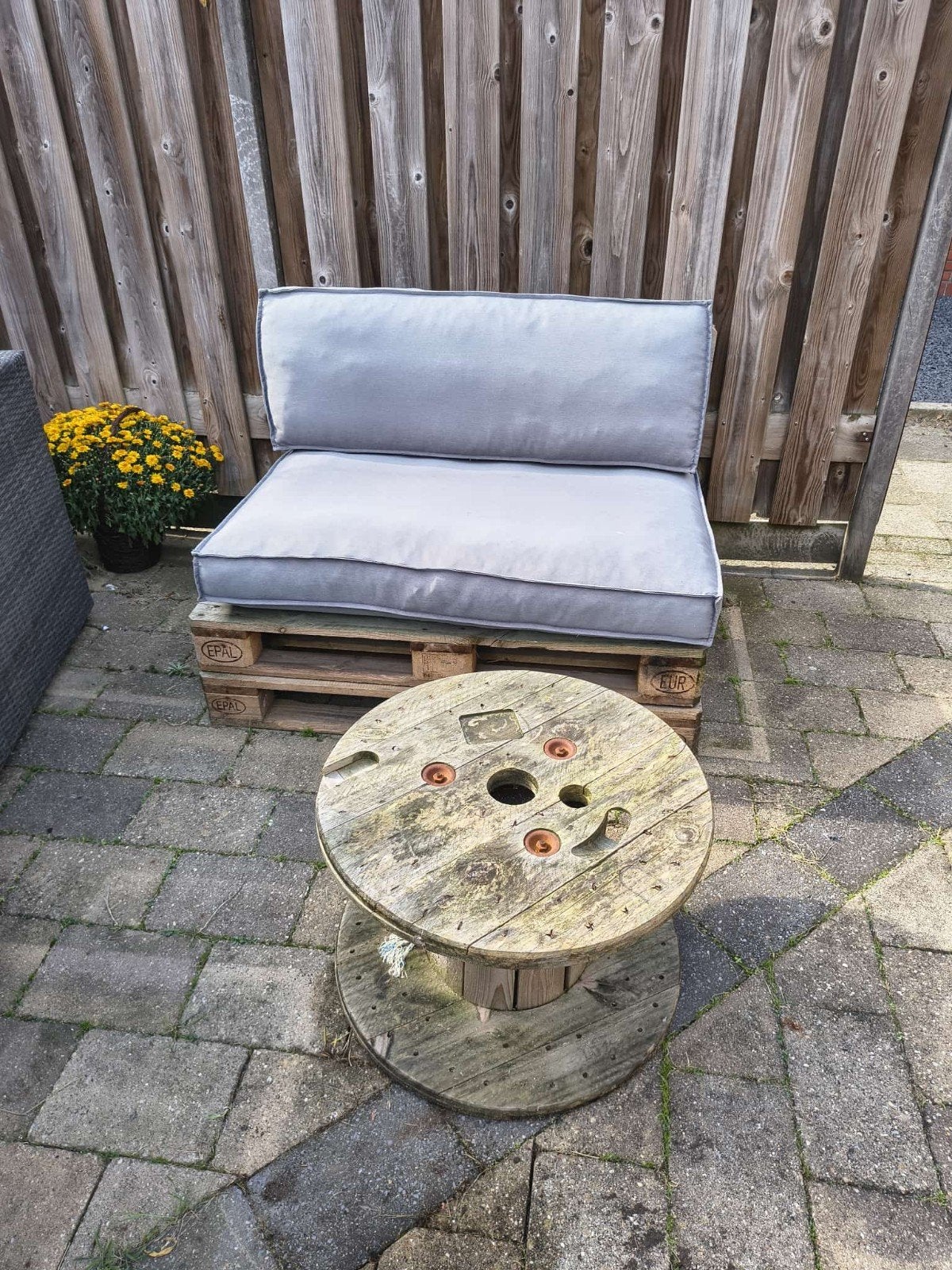 palletbank met kussens - gratis, Ophalen, Gebruikt, Hout