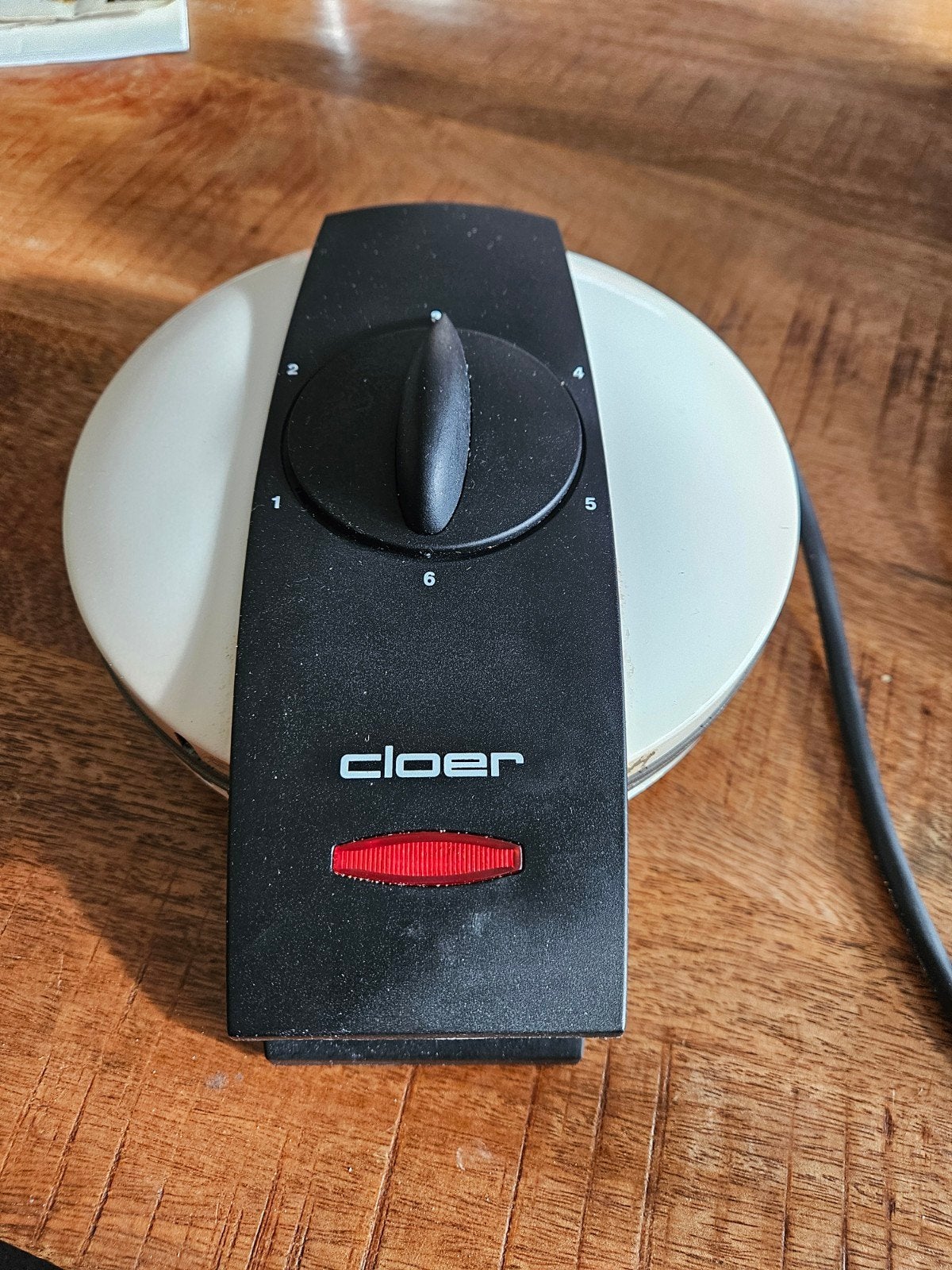 Cloer Hörnchenautomaat 252 - Wafelijzer, Ophalen, Gebruikt