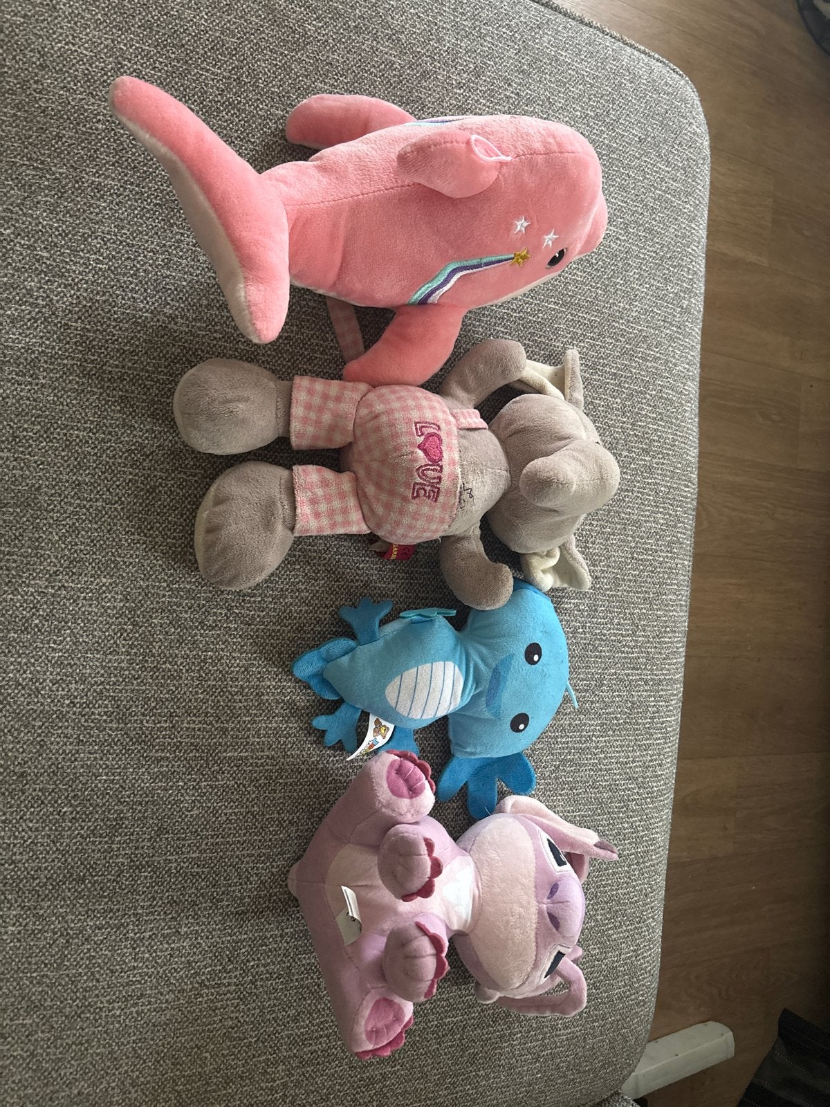 Leuke knuffels: roze dolfijn, konijn, blauwe walvis, roze va, Ophalen, Gebruikt, Konijn, Middelgroot (20 tot 80 cm)
