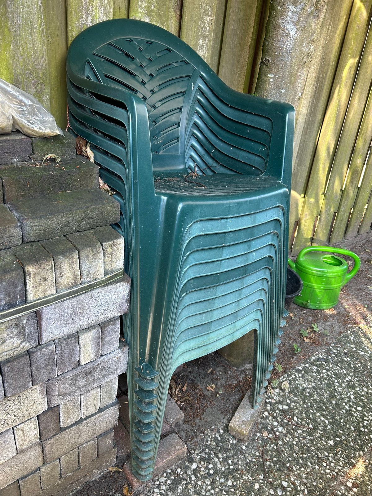 Stapelbare groene tuinstoelen (12 stuks), Ophalen, Gebruikt, Kunststof, Stapelbaar