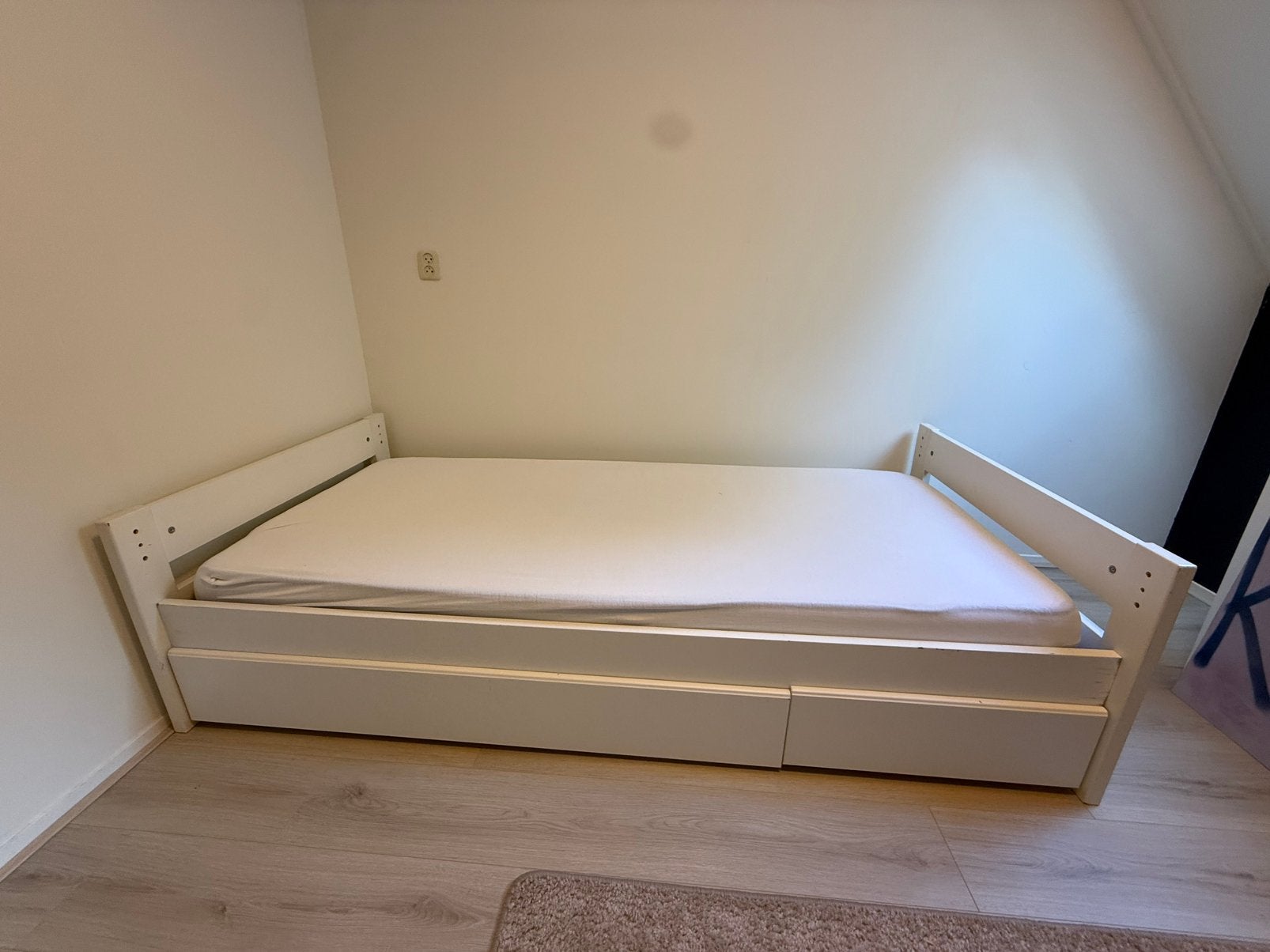 Lifetime eenpersoonsbed 90x200 + 2 x matras + donsdekb. etc., Ophalen, Gebruikt, 90 cm, Eenpersoons