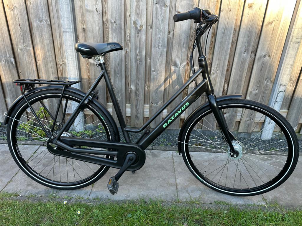 Batavus fonk damesfiets maat 61, Versnellingen, Batavus, Zo goed als nieuw, Trommelrem