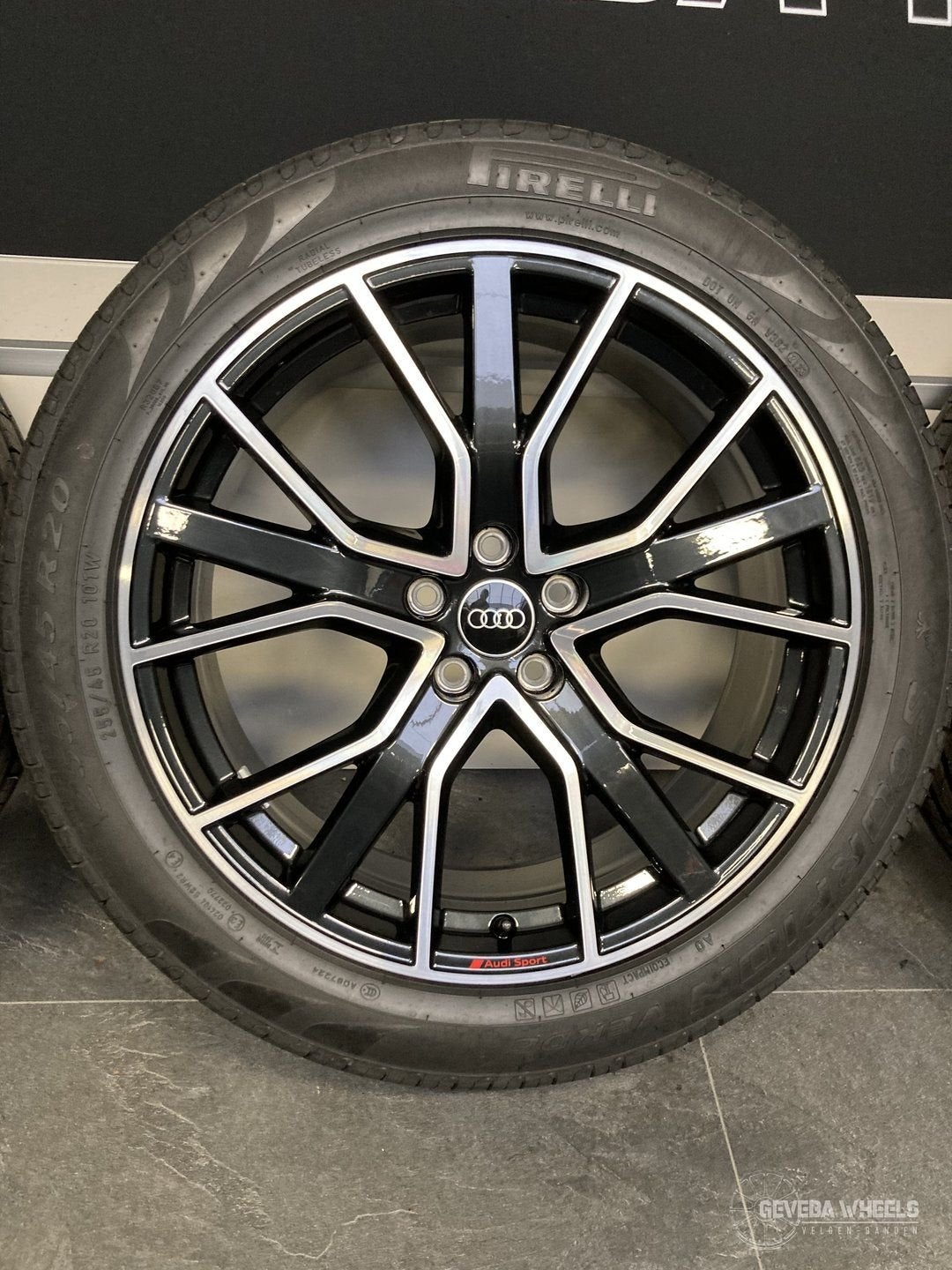20” originele Audi Q5 / SQ5 velgen + banden 5x112 80A 601 02, Gebruikt, 255 mm, -, -