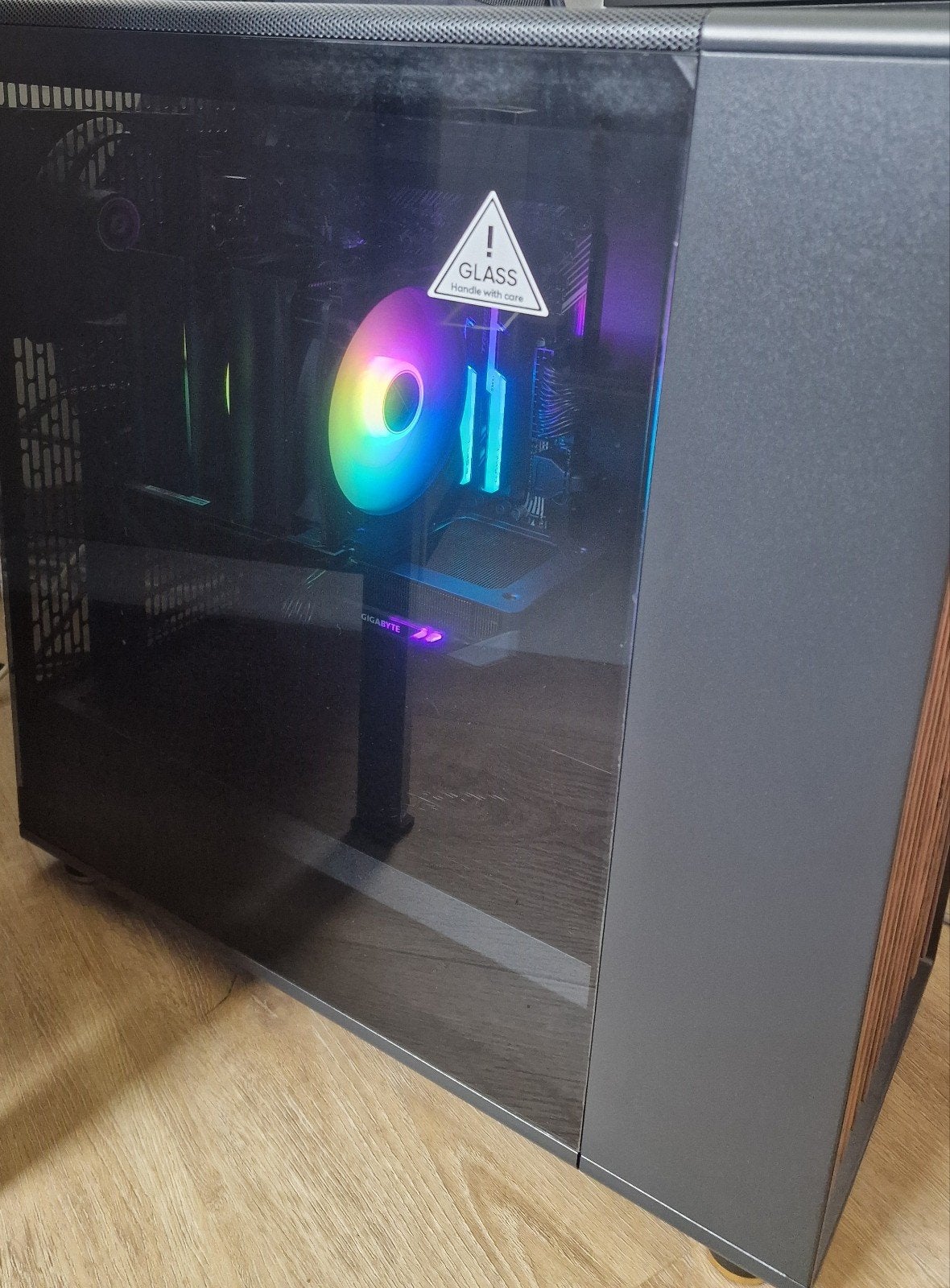 Krachtige Gaming PC: Ryzen 5500X3D, RX 9060XT 16GB, AMD Ryzen 5 5500X3D, 32 GB, Refurbished, Ophalen of Verzenden