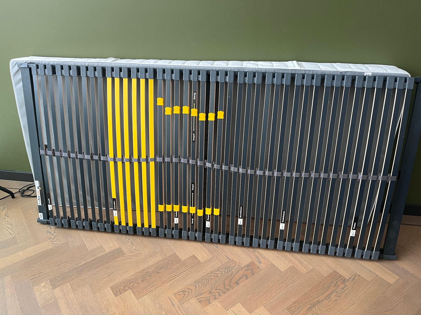 Beter Bed vlakke Bossflex 600 lattenbodem 90x200 cm, Ophalen, Gebruikt, 90 cm, Eenpersoons