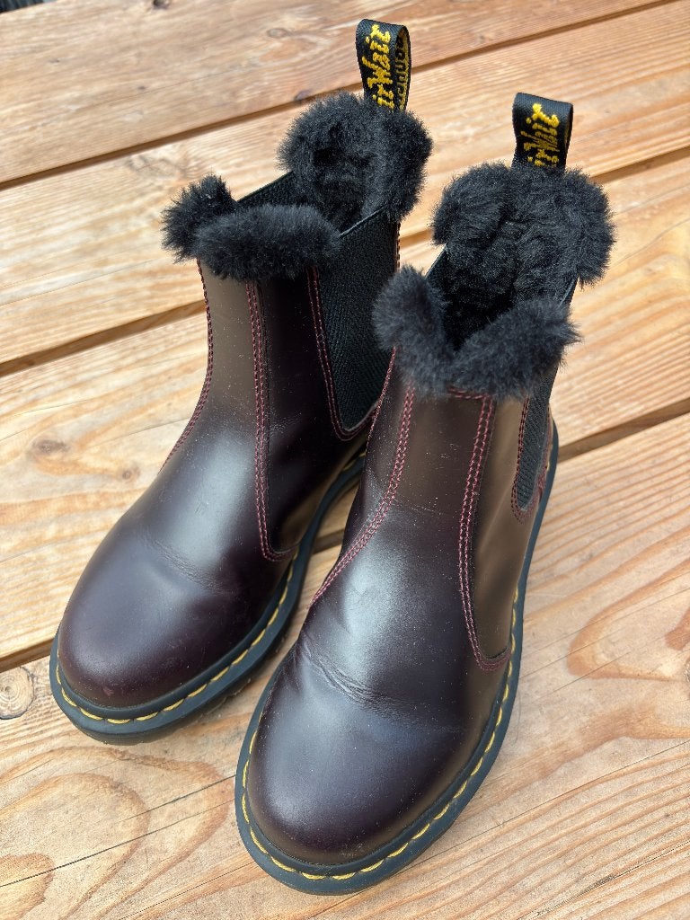 Dr. Martens Leonore Chelsea Boots - Bordeauxrood, Maat 37, Ophalen of Verzenden, Rood, Dr. Martens, Zo goed als nieuw