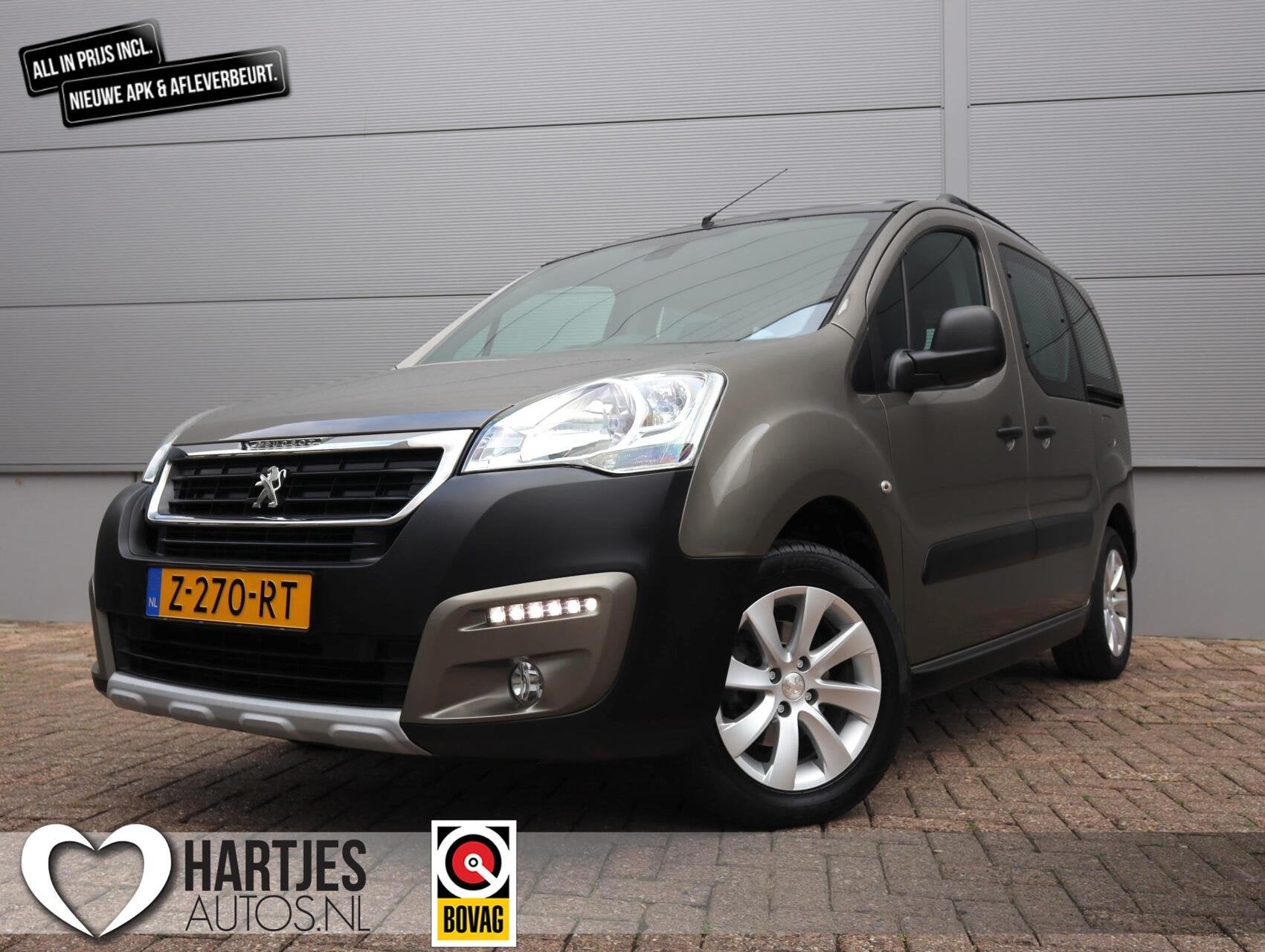 Peugeot Partner Tepee 1.2 PureTech Outdoor (Vol-Opties!), Voorwielaandrijving, Gebruikt, 1199 cc, Bedrijf