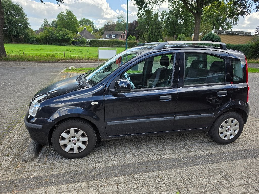 Fiat Panda 1.2 2010 Zwart, Auto's, Fiat, Stof, 1242 cc, Zwart, Origineel Nederlands